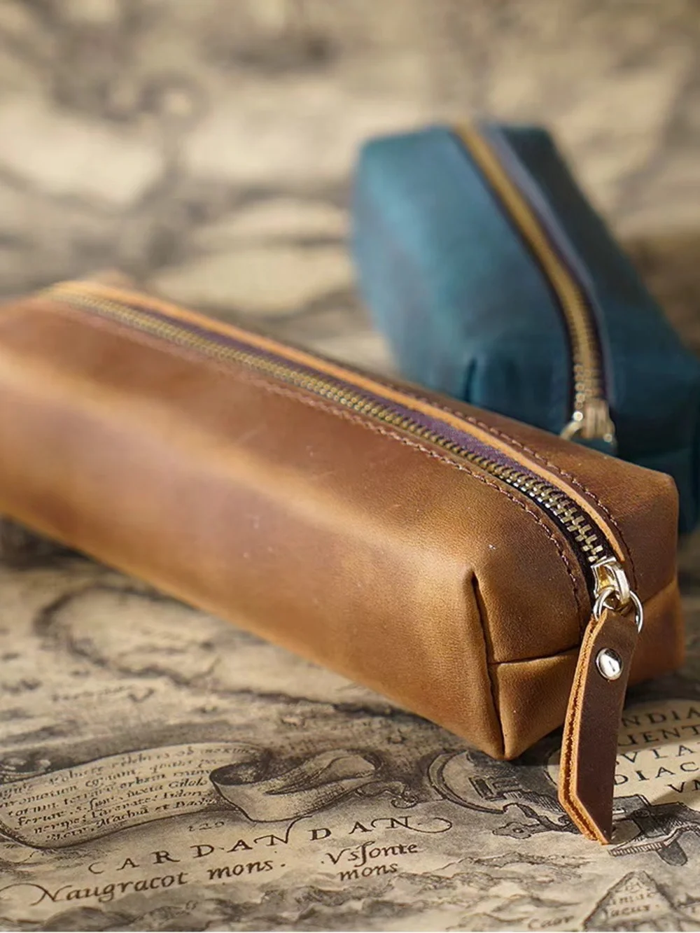 Brown Cowhide Leather Travel Pen/Pencil Pouch